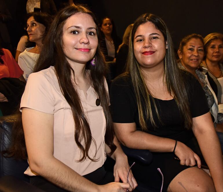 María Bethania Barreto y Vanina Denis.