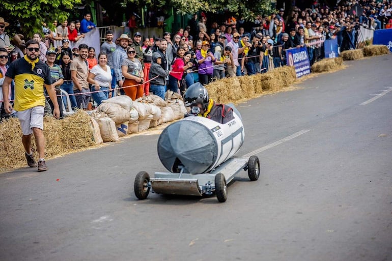 Los presentes podrán disfrutar en familia de un atractivo sano, y los pilotos competirán para ver si ganan en alguna categoría de la competencia.