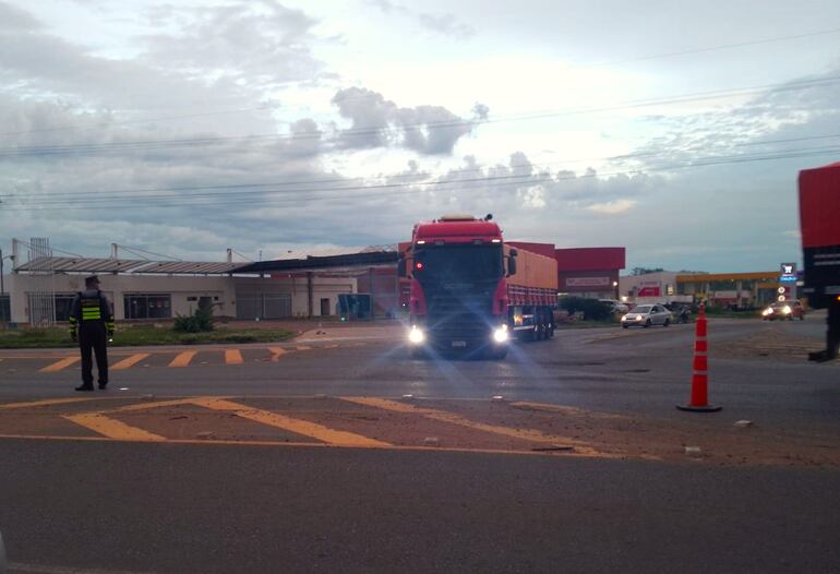 En el acceso Paraguarí- Villarrica, es desplazamiento vehicular es normal, informó el inspector superior de la Patrulla Caminera, Mario Ledezma.