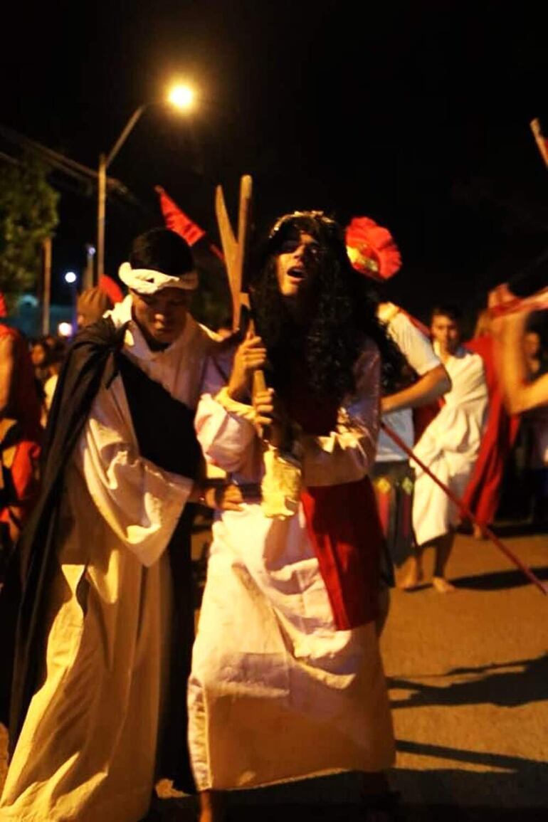 Con la vía crucis se busca revivir la religiosidad popular en Pirayú.