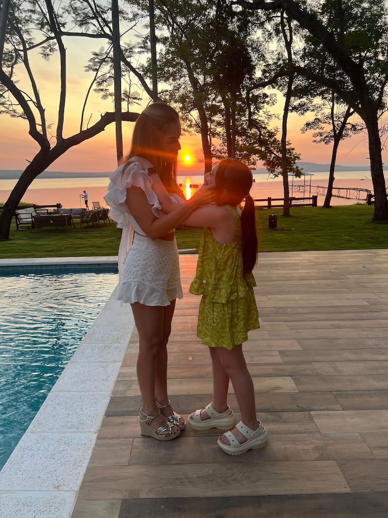 Belén Bogado con su hija mayor, Catalina. (Gentileza)