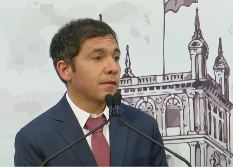 Confirman a Rodrigo Ruiz como nuevo superintendente de Valores