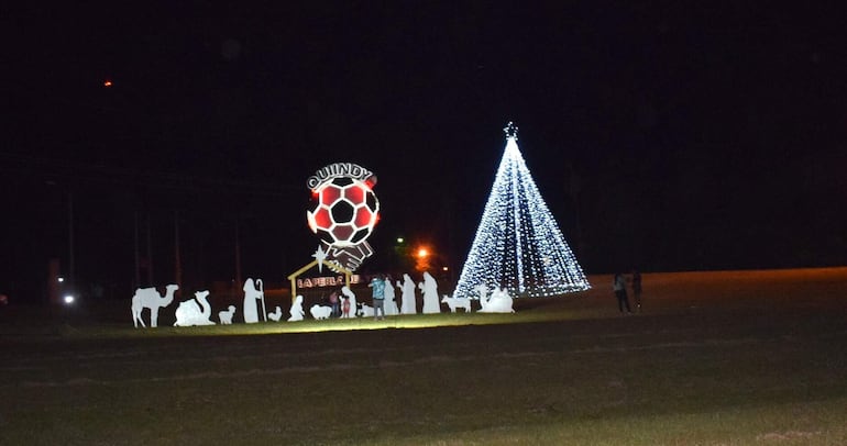  La representación de la Navidad en Quiindy se mezcla con su identidad: la pelota de cuero. 