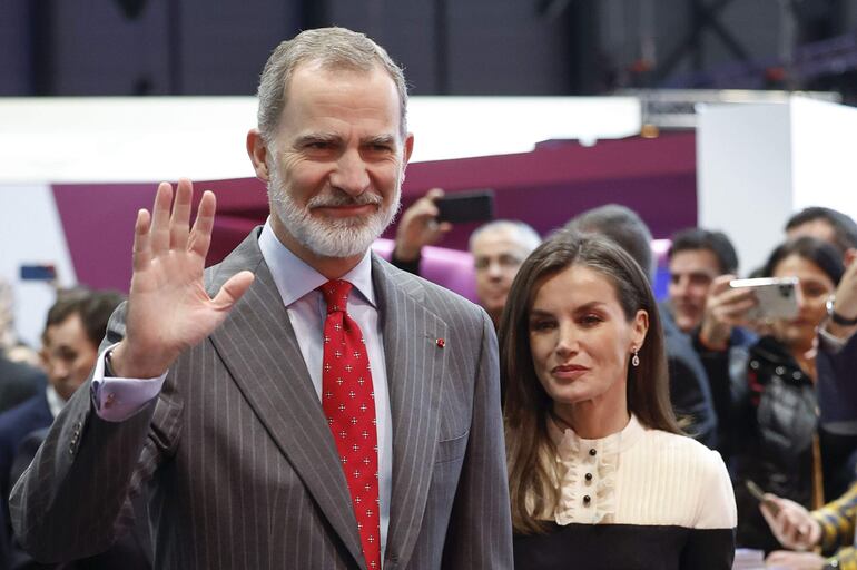 El rey Felipe VI y la reina Letizia, juntitos en la inauguración de Fitur 2024 en Ifema, Madrid, ayer miércoles.