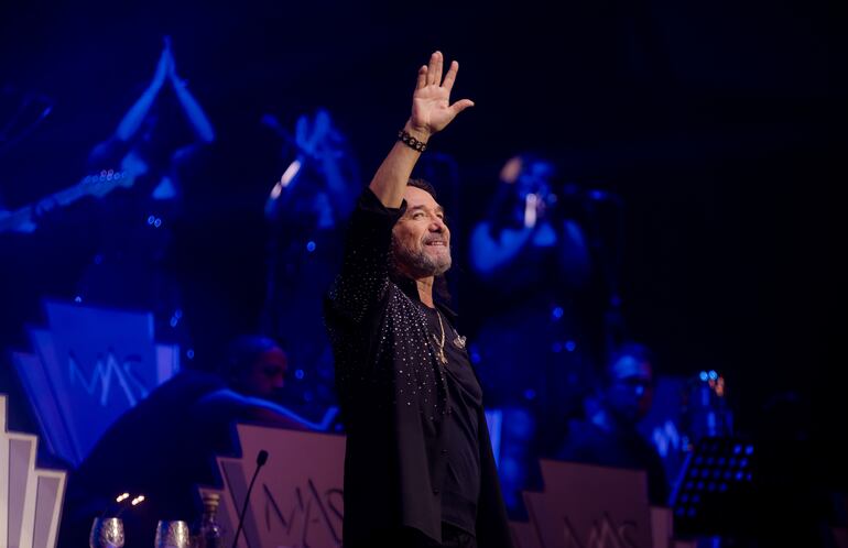 El cantante mexicano Marco Antonio Solís se presentará esta noche en Asunción, en el marco de su gira "MAS cerca de ti".