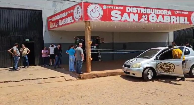 Fachada de la distribuidora San Gabriel donde ocurrió el violento atraco.