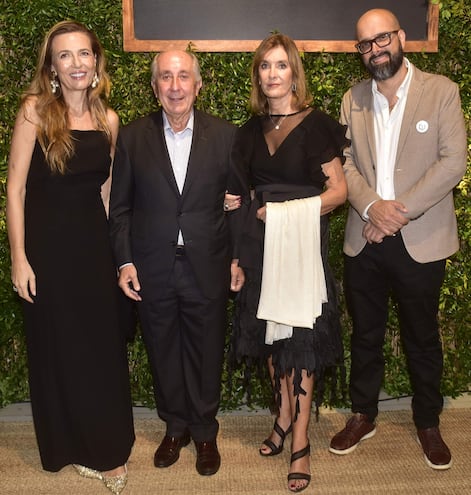 Victoria Illieva, Jordi Robinat, Ritas Rosés y Roberto Galeano.