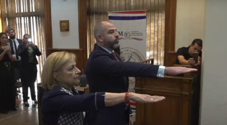 Juramento en el Jurado de Enjuiciamiento de Magistrados de Alicia Pucheta y Enrique Berni.