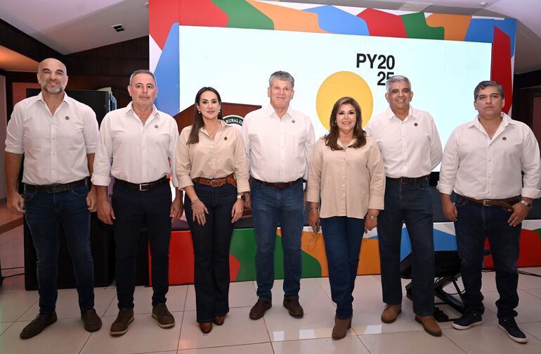 ARP presentó la nueva “Expo Paraguay 2025″ Sociales ABC Color