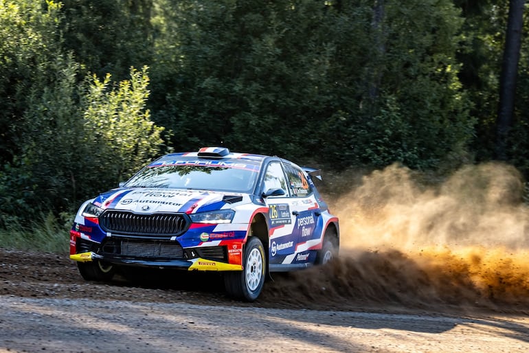 Una magnífica presentación tuvieron Fau Zaldívar y Marcelo Der Ohannesian en el Rally de Letonia, donde alcanzaron el tercer lugar del podio en la WRC2 Challenger, fueron cuartos en la WRC2 y 15 en la general WRC, al mando del Skoda Fabia RS Rally2.