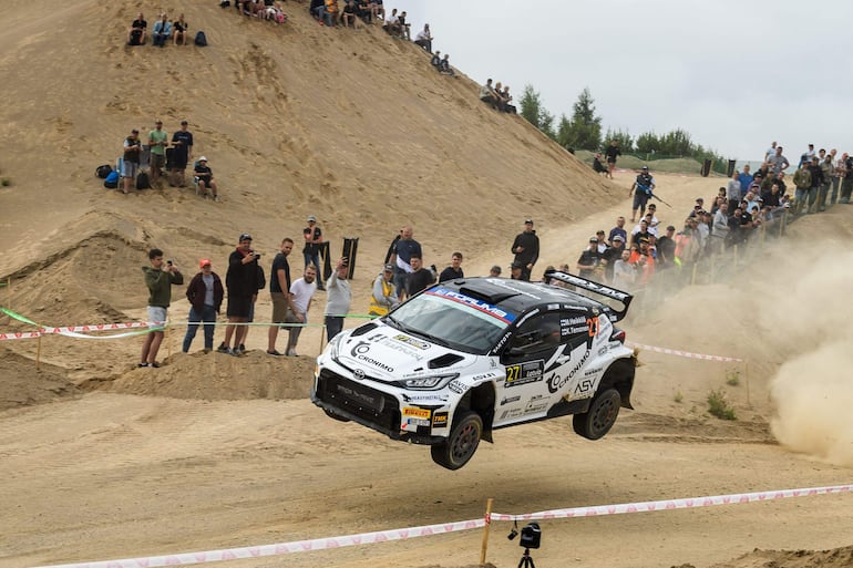 El finlandés Mikko Heikkilä fue el vencedor en la WRC2 Challenger.