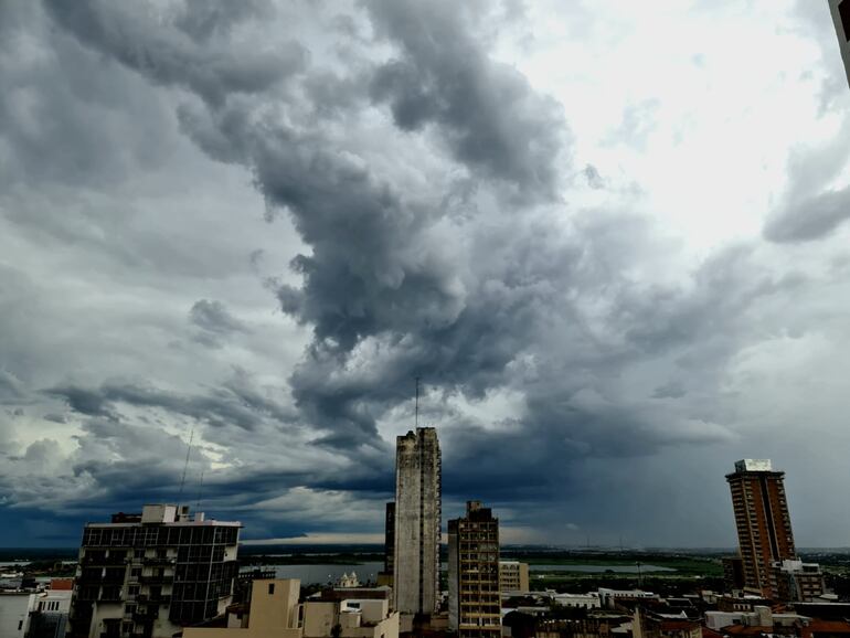 Asunción lluvia tormenta