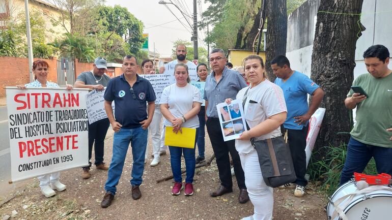 Funcionarios del Hospital Psiquiátrico advirtieron que incluso sufren lesiones físicas por parte de los pacientes, por lo que su trabajo es de mucho riesgo.