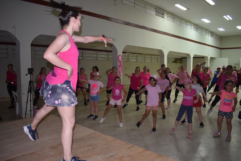 Octubre Rosa: 30 minutos de actividad ayudan a prevenir la enfermedad, dicen