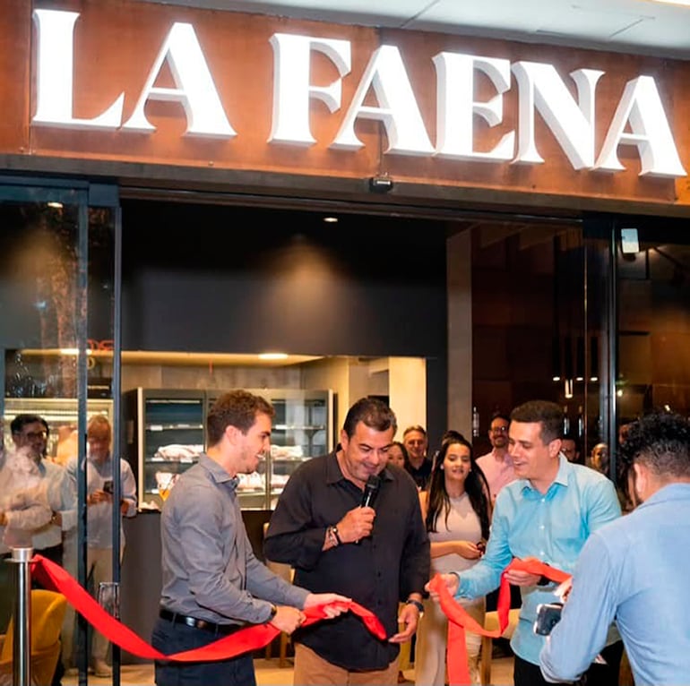 La Faena abrió sus puertas en delSol Shopping