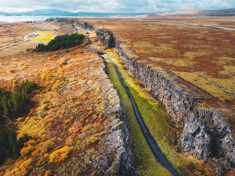 Vista aérea del Parque Nacional de Thingvellir, Islandia, donde se cruzan dos placas tectónicas.