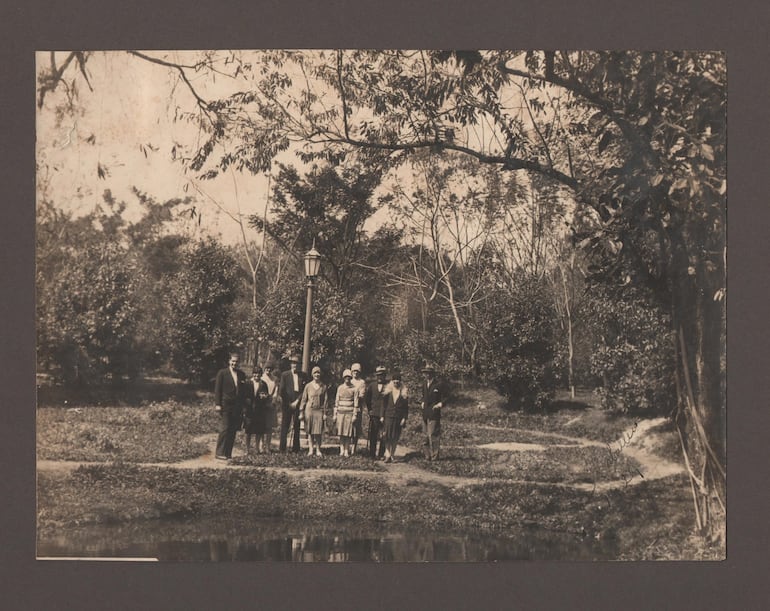 Imágenes del acervo fotográfico de Milda Rivarola.