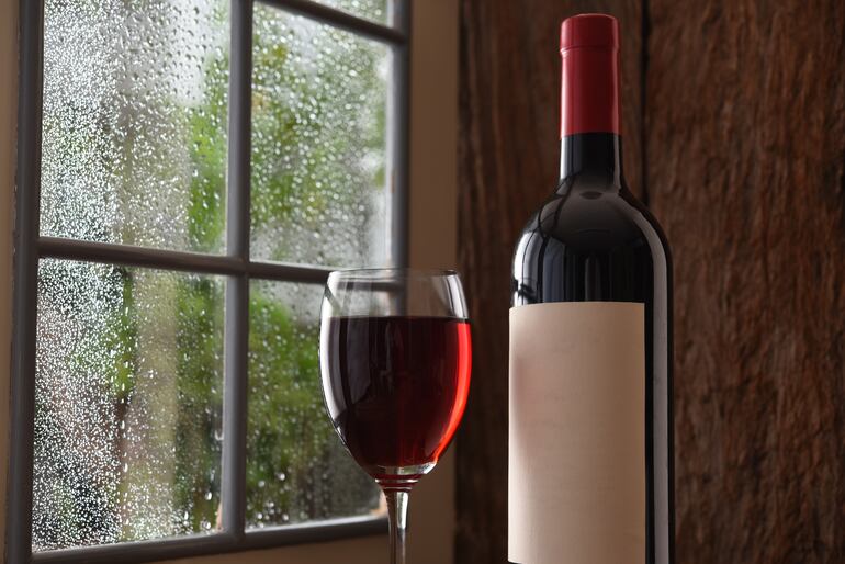 vino tinto lluvia