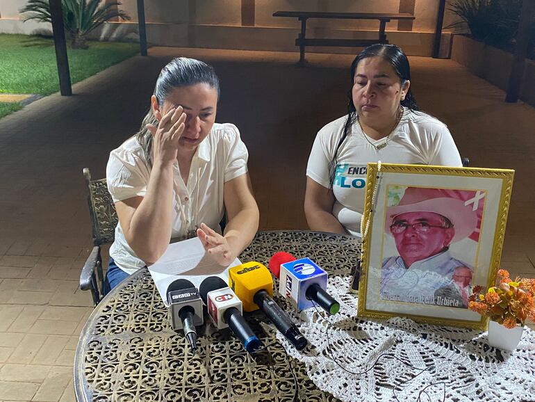 Liliana y Norma Urbieta familiares de Félix Urbieta emiten un comunicado a los ocho años del secuestro.