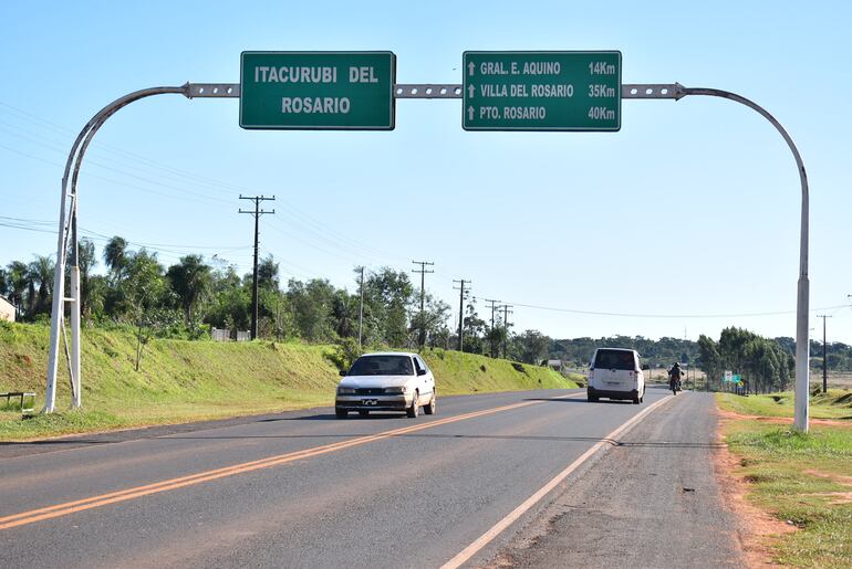 Acceso a la ciudad de Itacurubí del Rosario ubicada en el trayecto de la ruta PY22