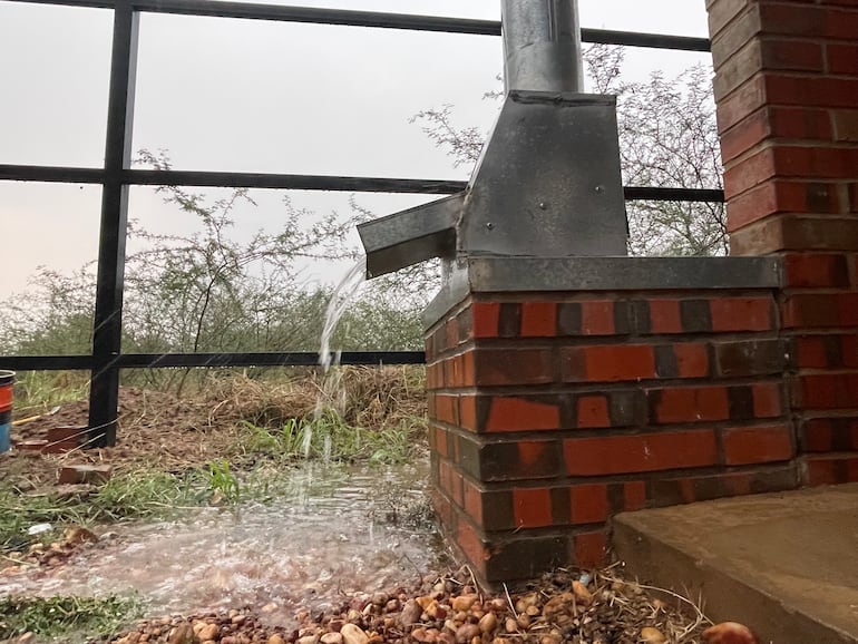 Las lluvias comienzan a regar de a poco el Chaco, tras meses de espera.