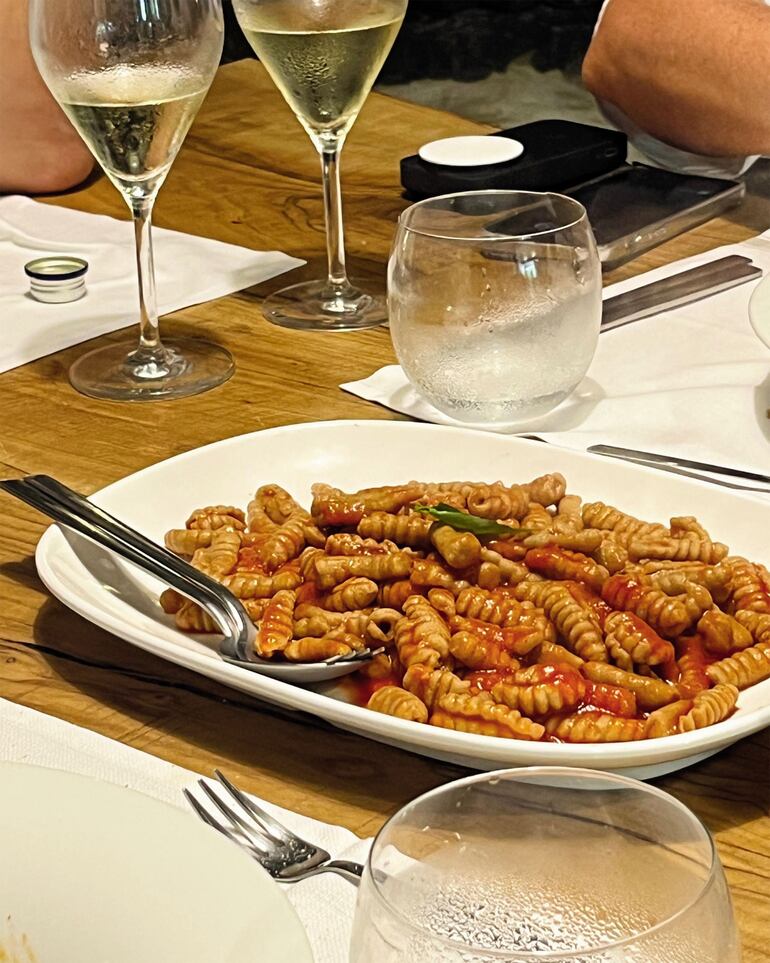 Disfrutar de la preparación y degustación de pastas.