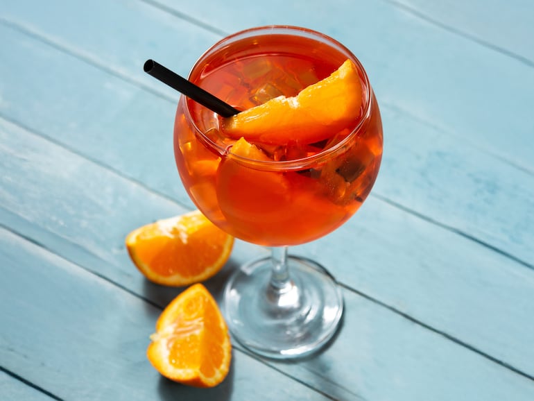 Aperol spritz.