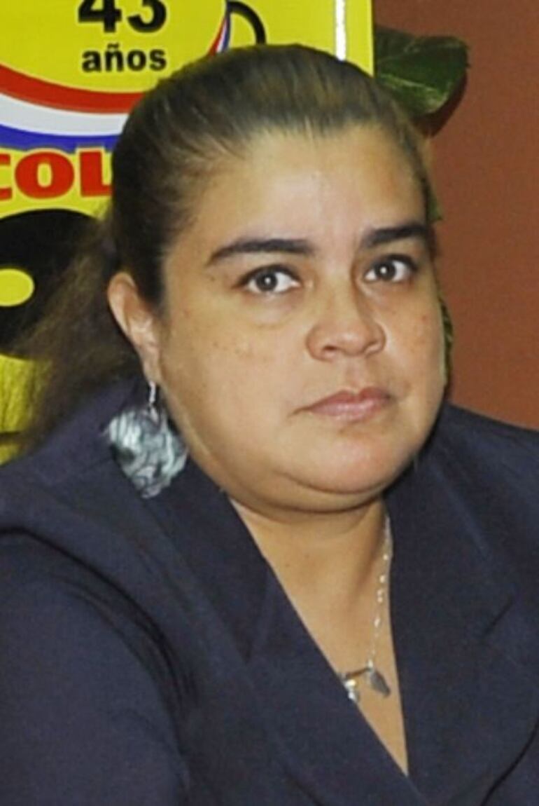 Elizabeth Caballero, sindicalista de Registros Públicos. 