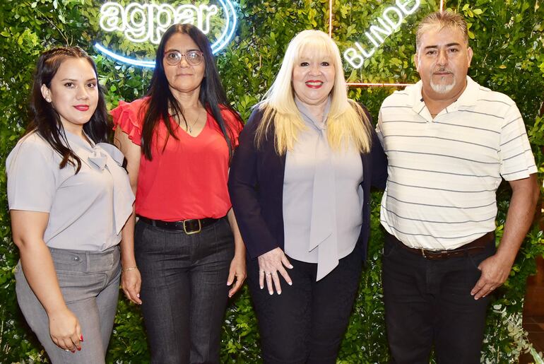 Mayra Peralta, Luisa Medina, Beatriz Danei, y Nery Santiago Rojas.