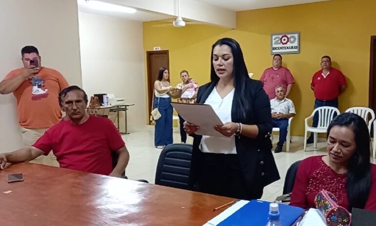 Discurso de agradecimiento de la concejal Raquel Lorena Giménez Oviedo (ANR-HC).