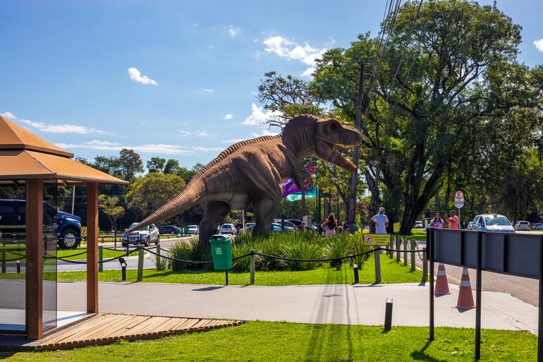 Mundo de dinosaurios, Foz de Iguazú, Brasil.