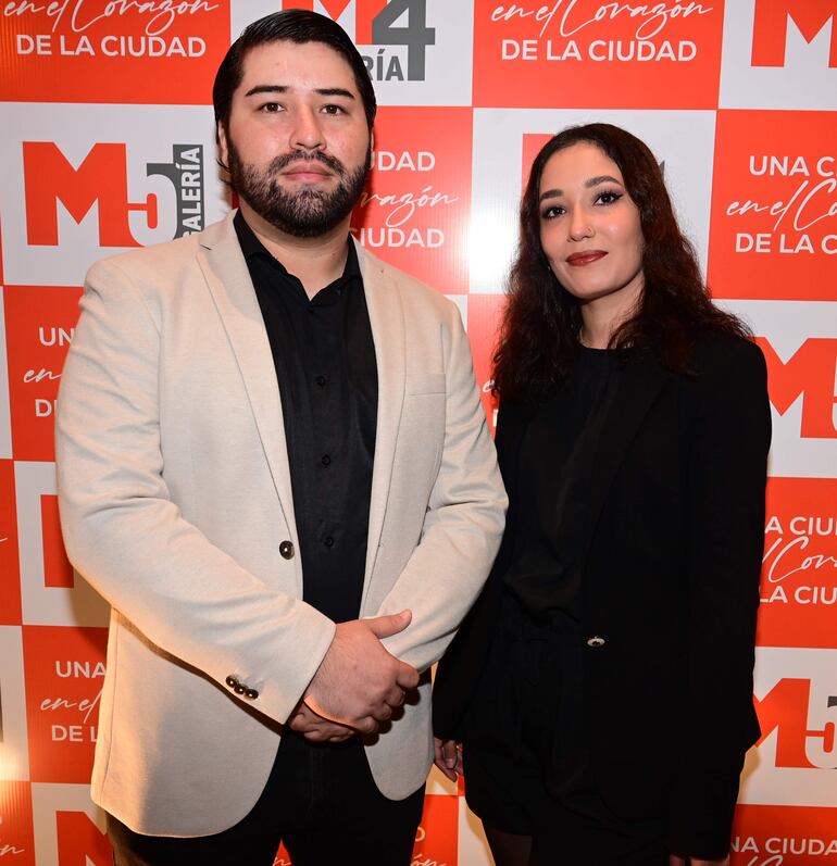 Steven Gómez y Karen Burgos.