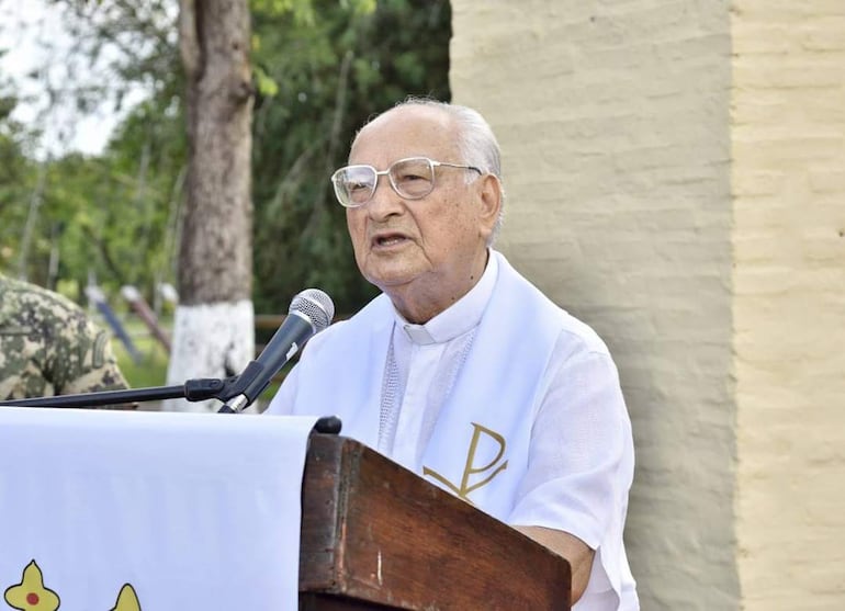 Monseñor Eulogio Montiel Ramos.