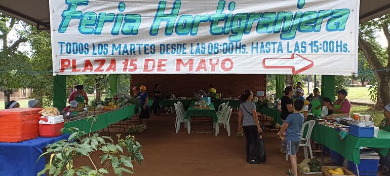 Pequeños productores denuncia hurto de sus pertenencias en el local de la feria.