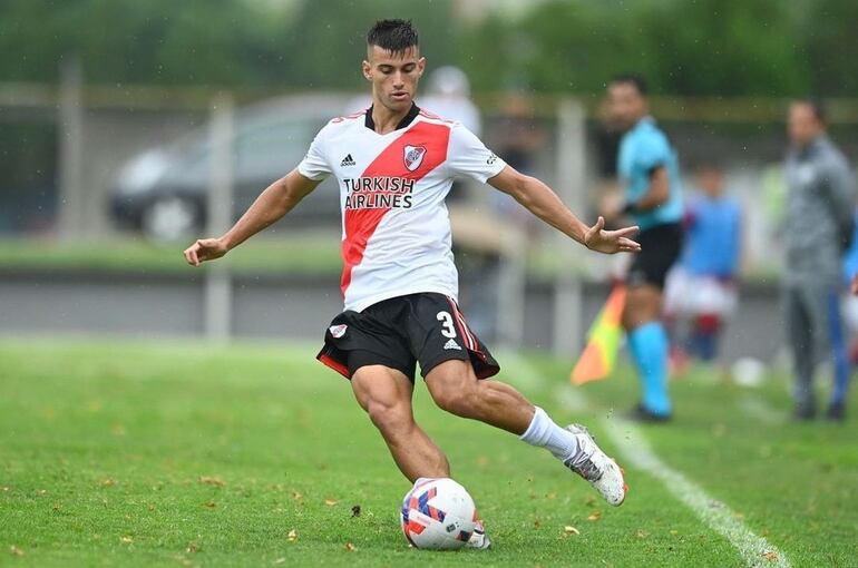 Felipe Salomoni (20 años) se suma al plantel de Guaraní para este Clausura.