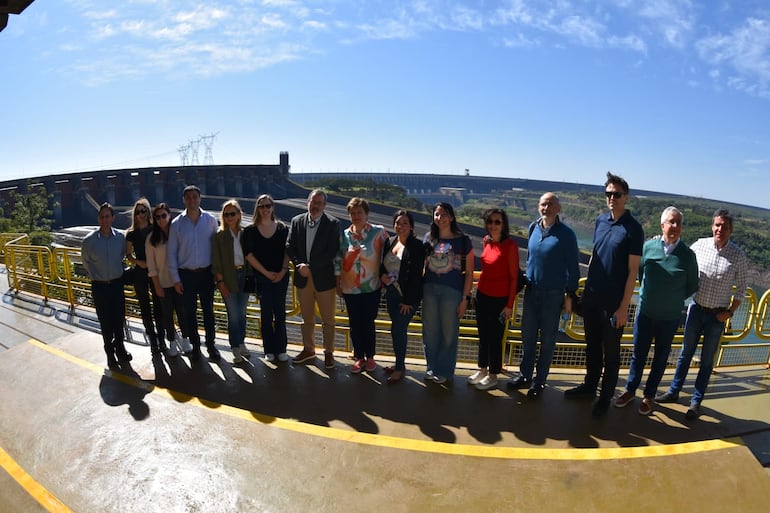 Directora gerente del FMI, Kristalina Georgieva, durante su visita a la Central Hidroeléctrica Itaipú.