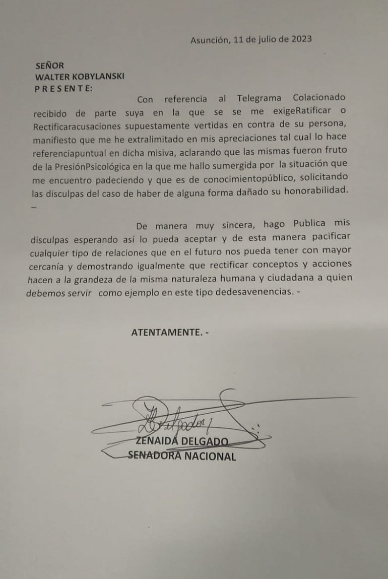 Carta firmada por Zenaida Delgado.