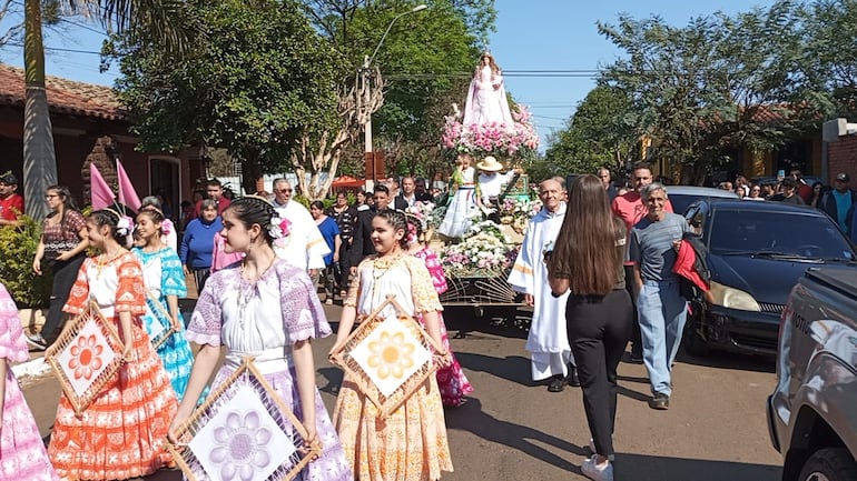 La Virgen volverá a peregrinar por las principales calles de la ciudad en su carroza.