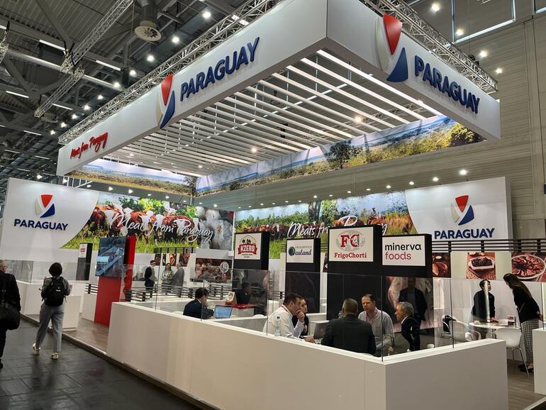 Stand de la Cámara Paraguaya de Carnes, en la feria Anuga, en Colonia, Alemania.