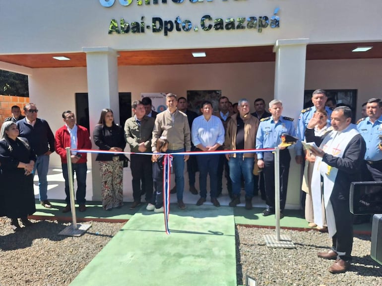 Acto de bendición del nuevo local de la Comisaría de Abaí.