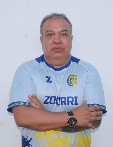 Robert Pereira Molina (56 años), director técnico del Deportivo Capiatá.