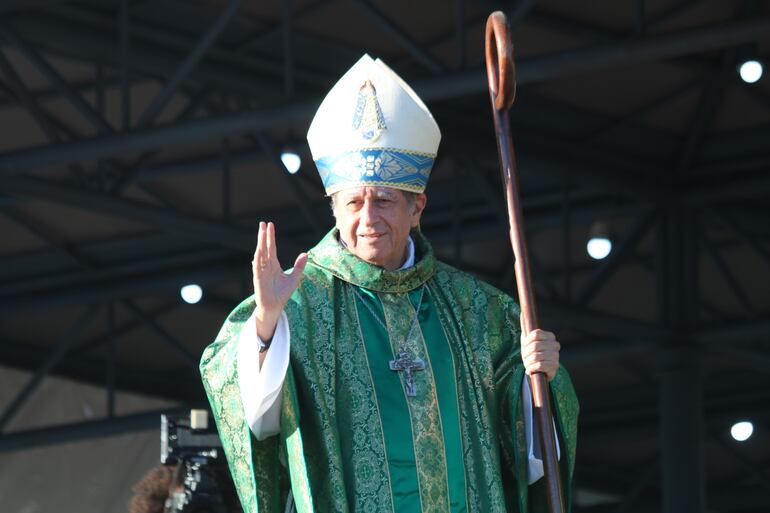 Obispo de Caacupé advierte sobre quienes “se sirven de Dios para proclamarse defensores de su ley”