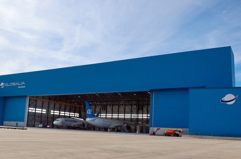 El nuevo centro de mantenimiento de aviones en Madrid.