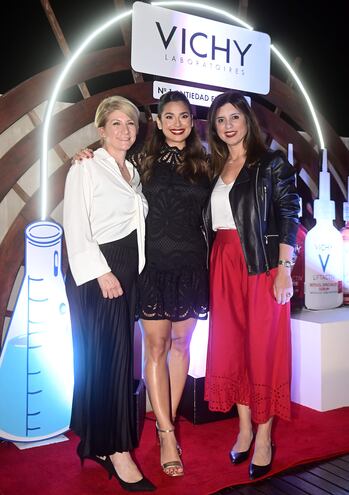 Mabel Pérez, Gina Marcelli y Guadalupe Troche.