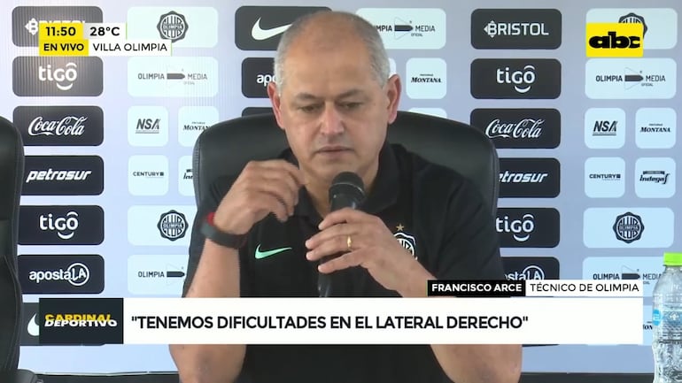 La presentación de Francisco Arce como entrenador de Olimpia.