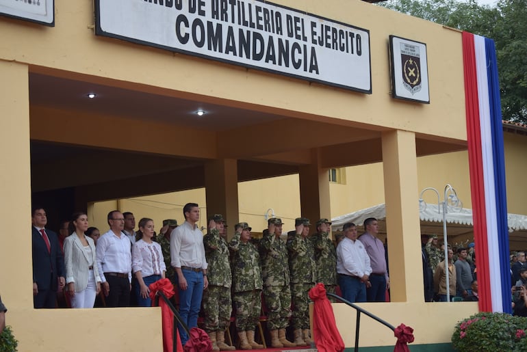 El jefe de Estado, Santiago Peña, participó del acto por el Día del Artillero paraguayo y del acto de inauguración del museo de la Artillería.