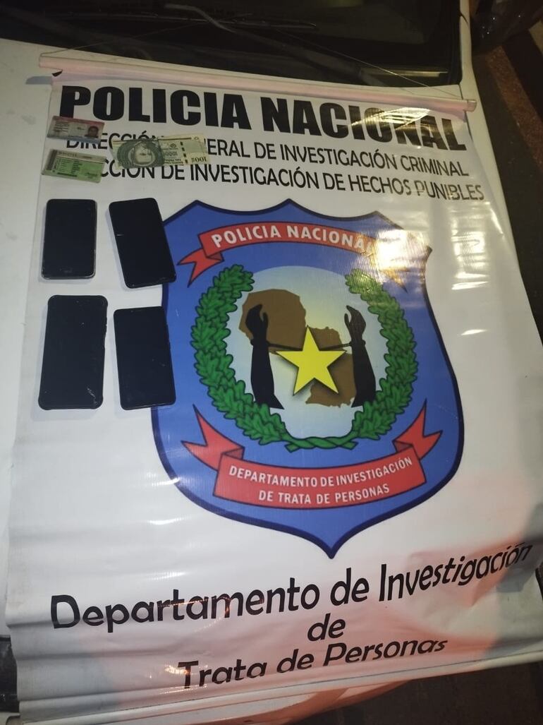 Evidencias incautadas en caso de proxenetismo y abuso sexual infantil en San Lorenzo.