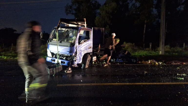 Así quedó el bus de la Línea 233 del transporte público tras el accidente en Villeta.