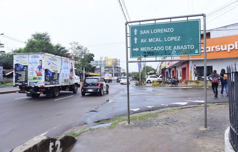 Esquina de Eusebio Ayala y Adalberto Ramírez, hasta donde alcanzará el cierre de media calzada.