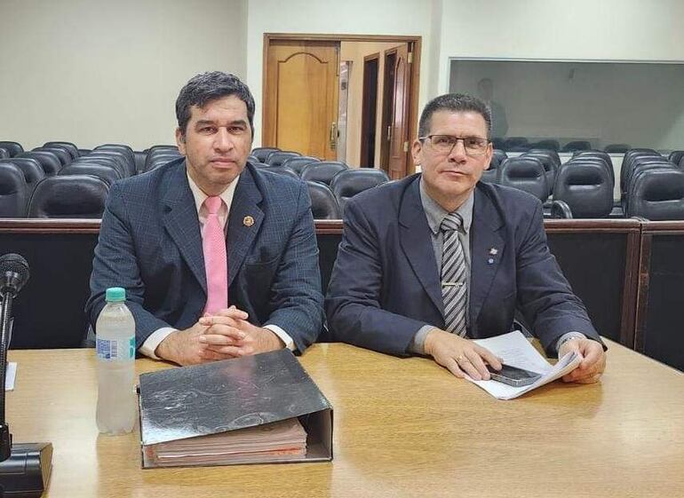 Fiscales Luis Said (der.) y Cristian Ortiz, de la Unidad Especializada de Lucha contra el Narcotráfico y Crimen Organizado.